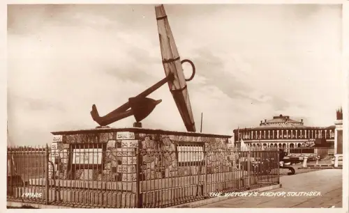 BR96681 Valentine 19925 Southsea the Victory s Anker Echtfoto UK