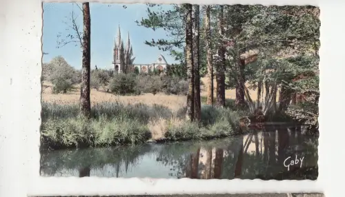 BF26040 pont main mayenn l etang et la basilique france front/back image