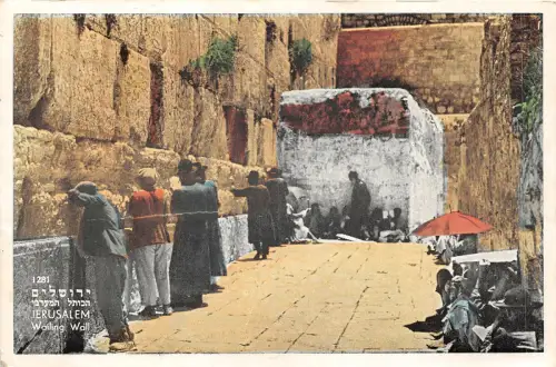 uk41972 walking wall jerusalem israel