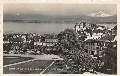 Lot104 nyon place perd temps le lac et le chateau Echtfoto
