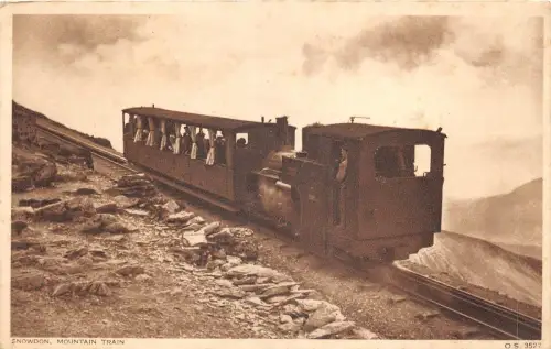 uk41216 mountain train snowdon wales echtfoto uk eisenbahn