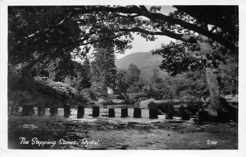 uk48385 trittsteine rydal echtfoto uk