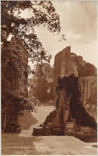 BR68895 Ruinen Glastonbury Abbey UK Richter 3401 Echtfoto