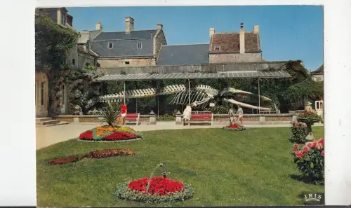 BF31588 la baleine du jardin public luc sur mer france front/back image