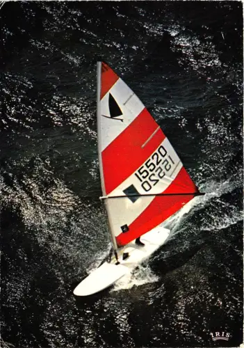 BF37453 Windsurfboot Schiff Bateaux