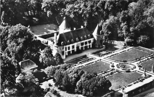B56060 Bussy le Grand Le Chateau de Bussy Rabatin Frankreich