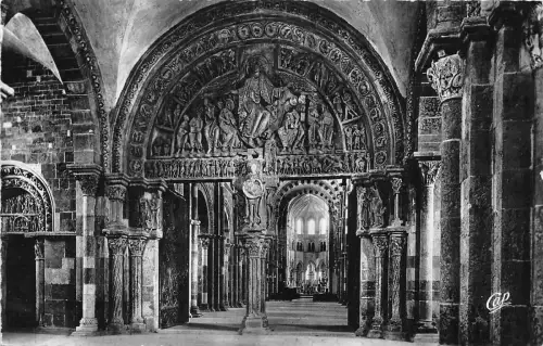 B55883 Vezelay Basilique de la Madeleine france