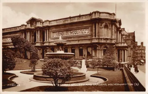 BR102152 Valentine 213312 Art Gallery and Gardens Wolverhampton Echtfoto UK