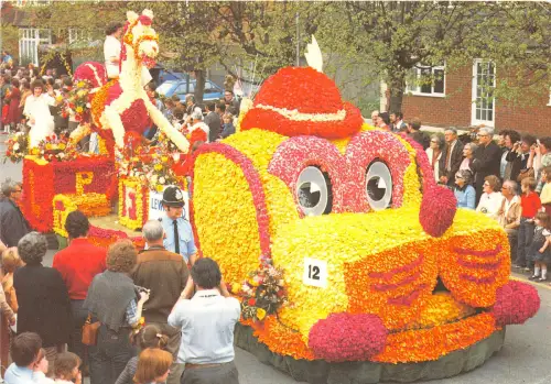 uk52561 flower parade spalding uk norwich