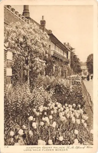 BR39691 Hampton Court Palace Long Walk Blumenrand England