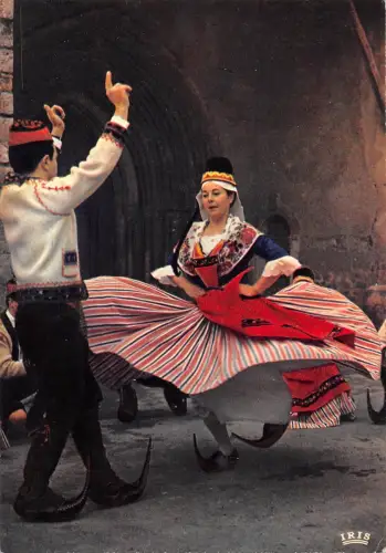 B99258 Tanzmusik Bethmalais Bethmale Frankreich Kostüme Typen Ethnie Folklore