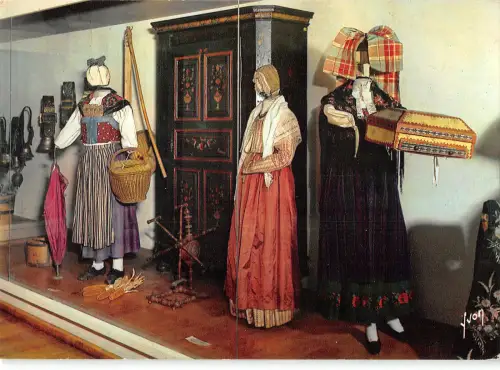 B109605 Frankreich Colmar Musee d'Unterlinden Kostüme Colmar