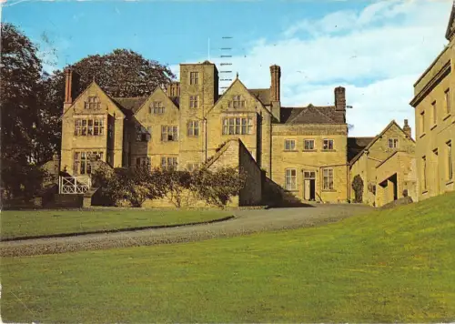 B102058 shipton hall much wenlock salop uk