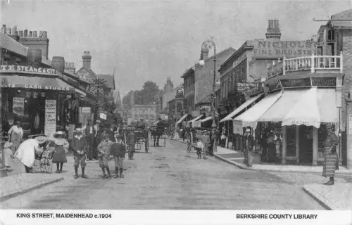 uk5621 maidenhead king street real photo uk