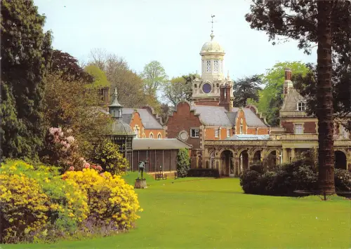 uk5195 loweroft somerleyton hall uk