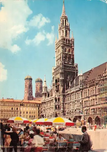 BT15444 München marienplatz mit rathaus und frauenkirche Germany