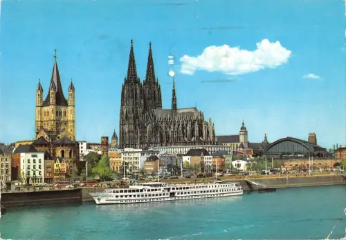 BT13735 Köln Rheinufer und Dom Deutschland