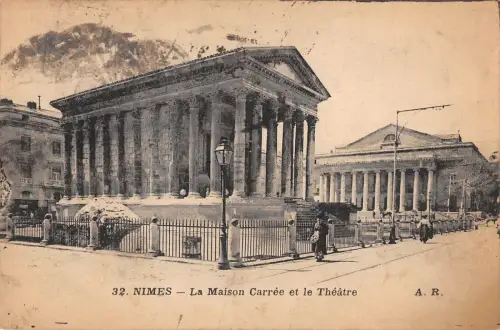 BF8244 nimes la maison carree et le thetare france Frankreich