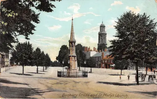 uk19834 banbury cross and st marys church uk