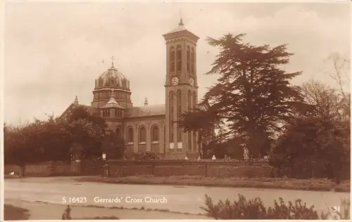 BR59899 Gerrards Cross Church Echtfoto UK