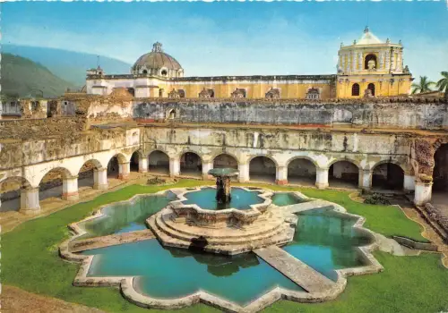 BG21270 Ruinen La Merced Kirche Antigua Guatemala