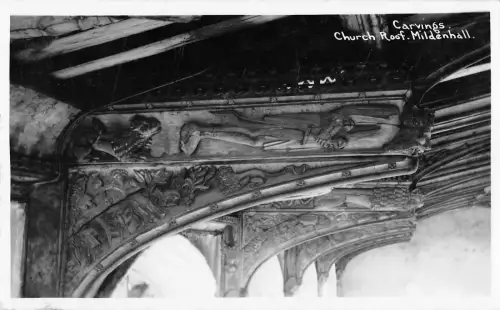 uk31323 kirchendach mildenhall echtfoto uk