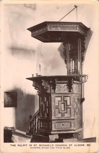 uk30114 Kanzel in St Michaels Kirche St Albans Echtfoto UK