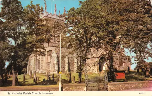 uk7551 st nicholas parish church hornsea uk
