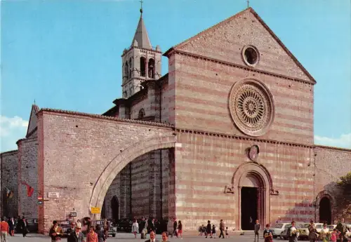 BT0182 Eglise de St Claire Assisi Italien