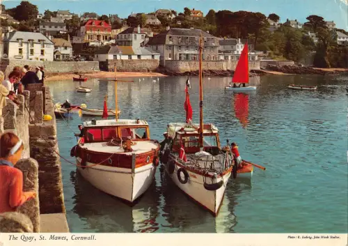B101982 the quay st mawes cornwall ship bateaux uk