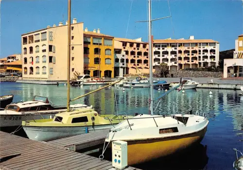 BT12825 Le Cap d agde port st martin ship bateaux France