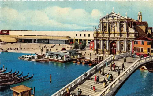 bg24465 venezia l eglise degli scalzi et la gare ship bateaux italy PCA