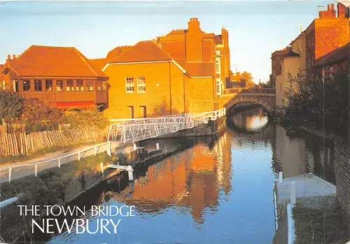 uk44832 town bridge newbury uk