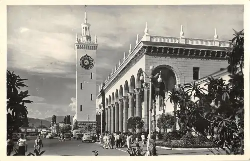 B107479 Sich Turm Turm Promenade Voitures Autos Auto Echtfoto UK Sotschi