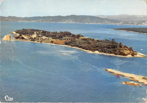 BR51794 Ile St Honorat vue aerienne sur l ile Frankreich