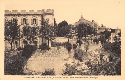 BF6981 st michel de frigoulet vue interieure de l abba france Frankreich