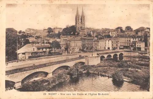 BF8018 vue vers les ponts et l eglise st andre niort france Frankreich