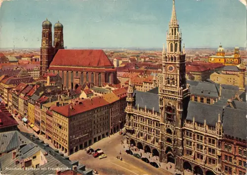 BT15319 Rathaus mit Frauenkirche München Germany