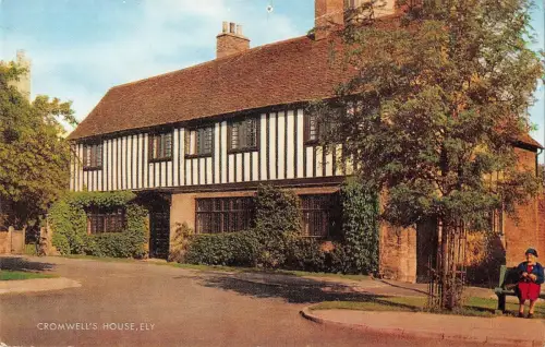 B103628 cromwell s house ely uk