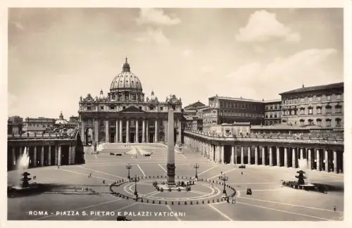 BT3081 Place et Basilique de St Pierre Rom Italien