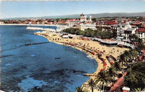 BR7087 St Raphael Vue generale france