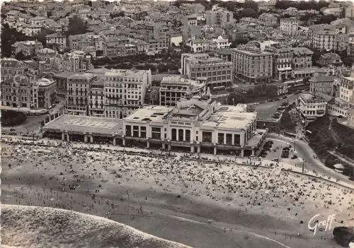 BR6809 Biarritz vue aerienne La Grande Plage et le Casino france