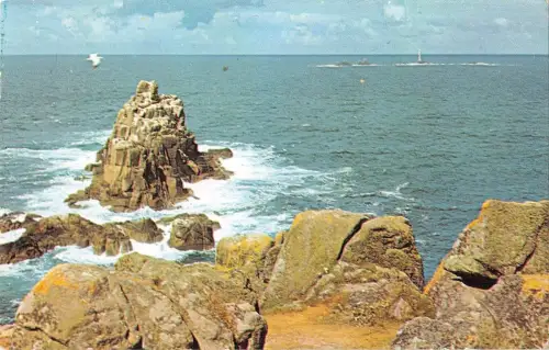 BR66702 bewaffneter Ritter und Langschiffe Leuchtturm UK 14x9cm