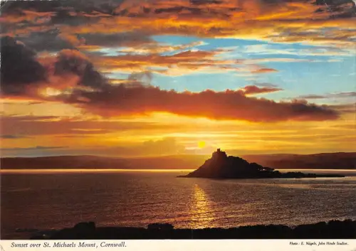 B100006 sunset over st michaels mount cornwall uk