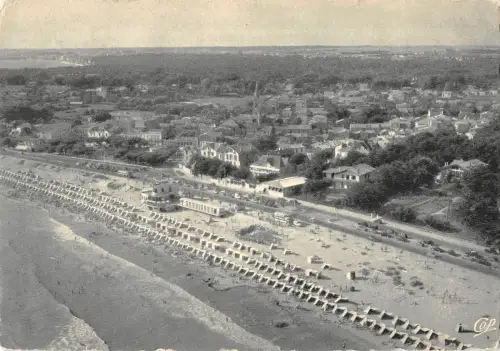 BR51156 St georges de didonne vue aerienne l heure du bain Frankreich