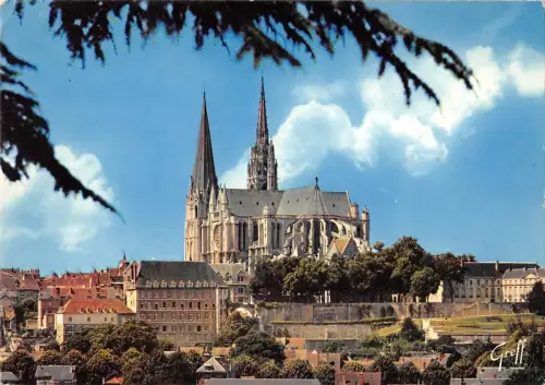 BR76858 chartres vue generale de la cathedrale france