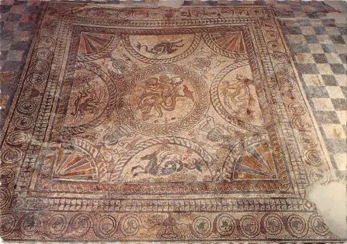 BR77045 Postkarte Fishbourne Roman Palace Reiten auf einem Delphin Mitte Großbritannien