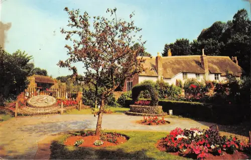 BR65993 Cockington UK 14x9cm