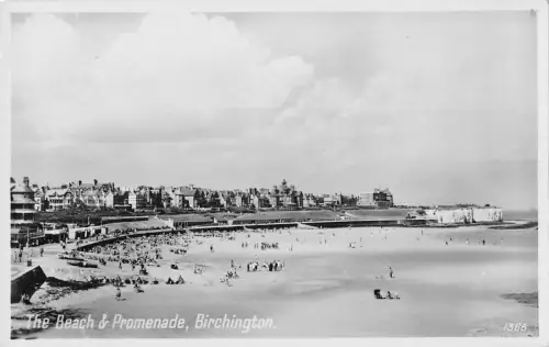 uk13032 beach and promenade birchington real photo uk