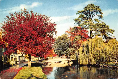 uk6564 bourton on the water uk